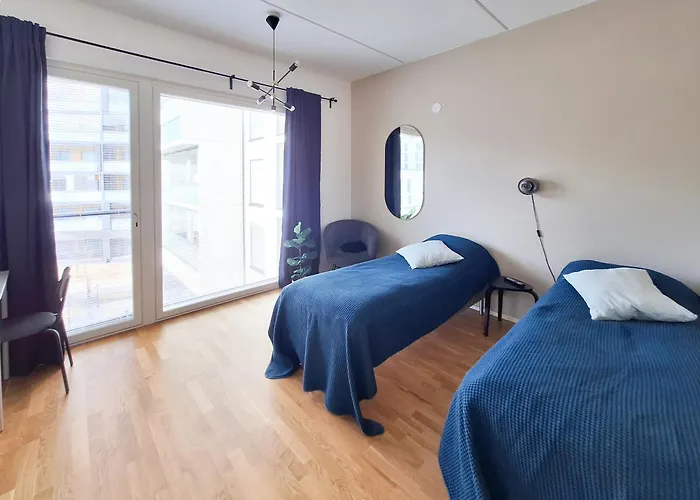 Next To Train Station, 7 Mins By Train To Airport Апартаменты Вантаа